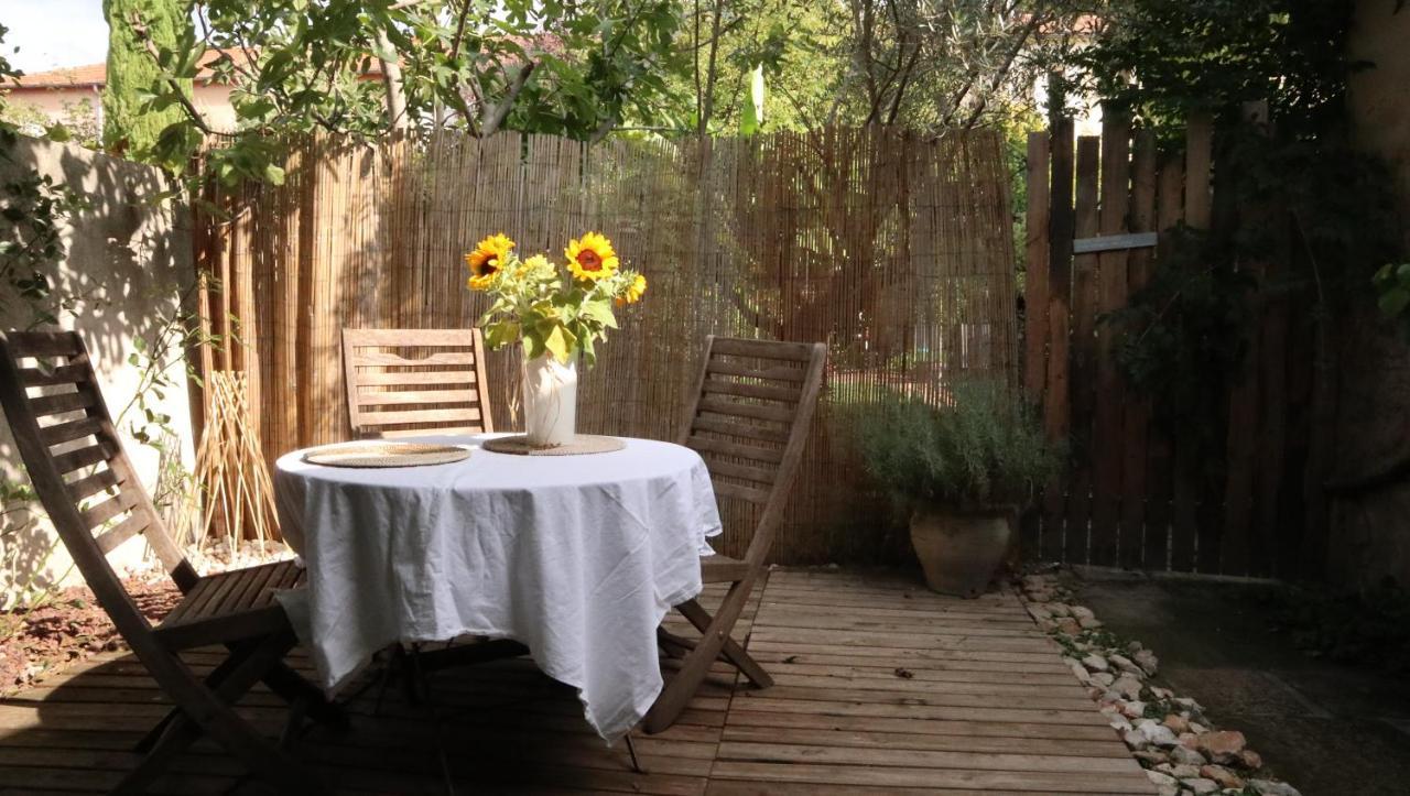 La Summer House Avec Jardin Arles Exterior photo