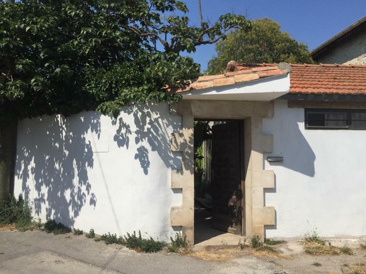 La Summer House Avec Jardin Arles Exterior photo